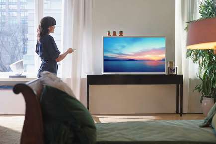 QA55LS01TAK 4K QLED 55 Inch (140 cm) | Smart TV