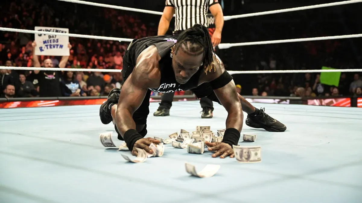 R Truth